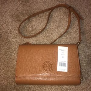 Tory Burch Bomber Flat Wallet Crossbody (NWT)
